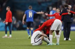 开云体育-德国足球赛事受到球迷热情支持