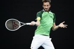 开云体育官方网站-关于英国网球队险胜美国网球队，梅德韦杰夫关键制胜的信息