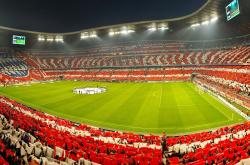 开云足球直播-东契奇大场面先生，雄鹿粉碎雷霆，双星闪耀背后的篮球哲学