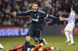 开云官方app入口-库里关键三分定乾坤，山西队掀翻奇才创历史