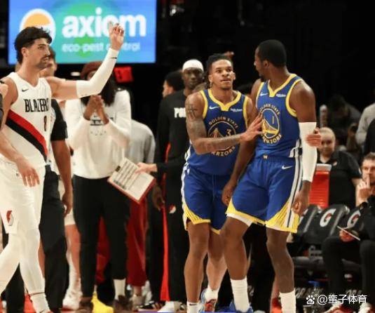 包含BLG绝地反击FLY，Tian三分雨点燃全场的词条