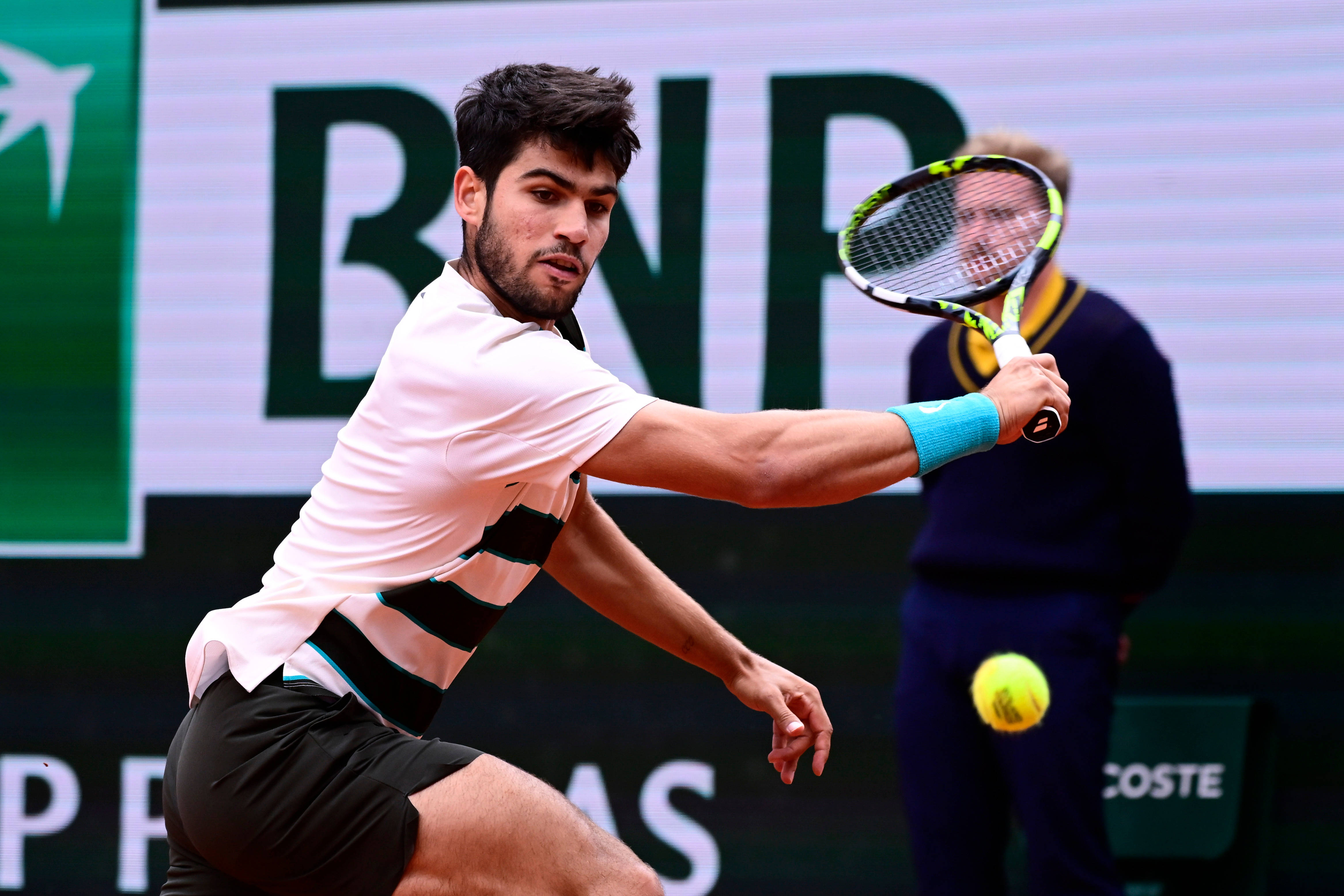 德国网球队鏖战美国网球队，阿尔卡拉斯高光表现的简单介绍