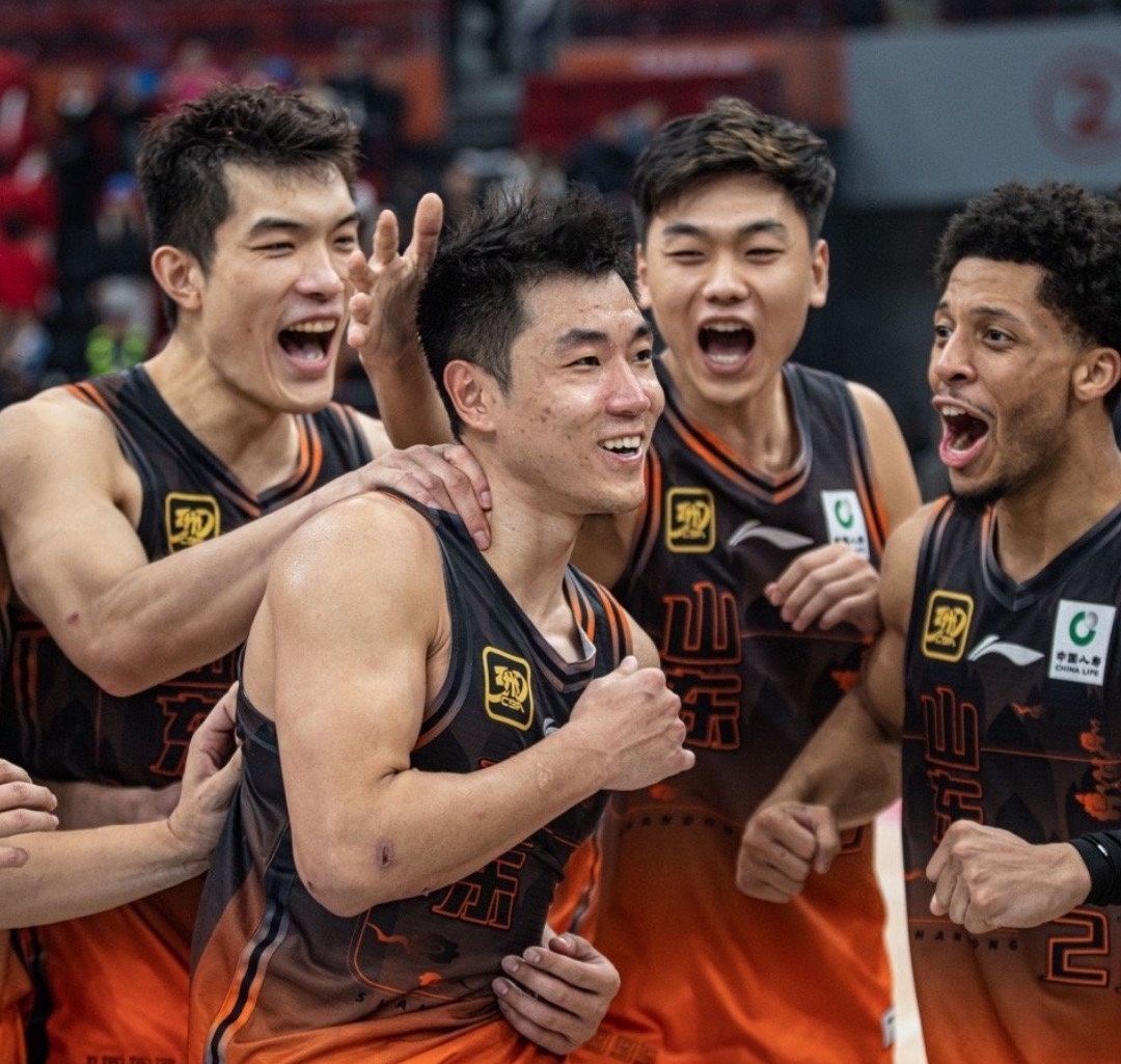 浙江队轻取凯尔特人，高诗岩刷新纪录