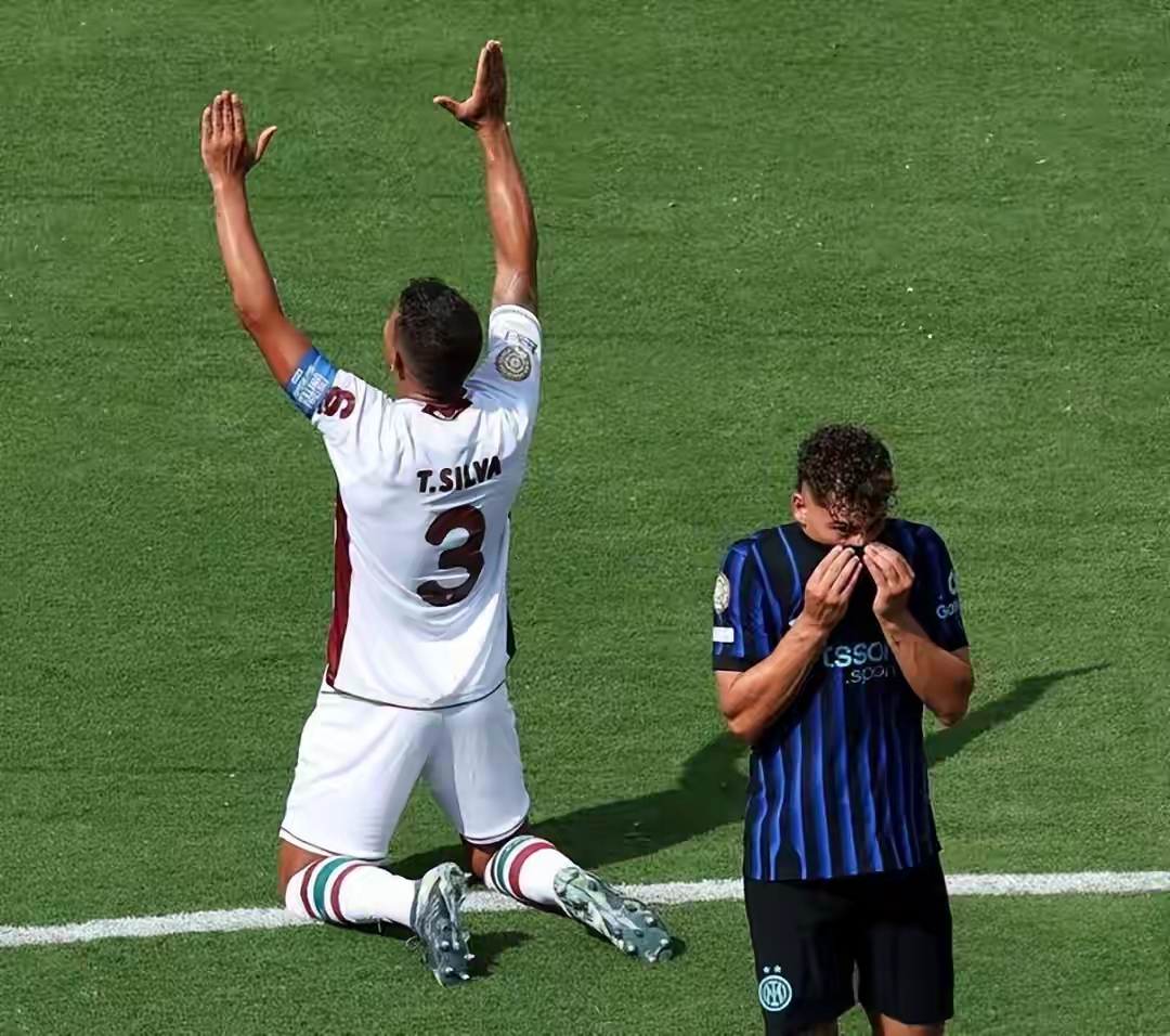 关于AC米兰碾压挪威，阿尔瓦雷斯扛起全队的信息