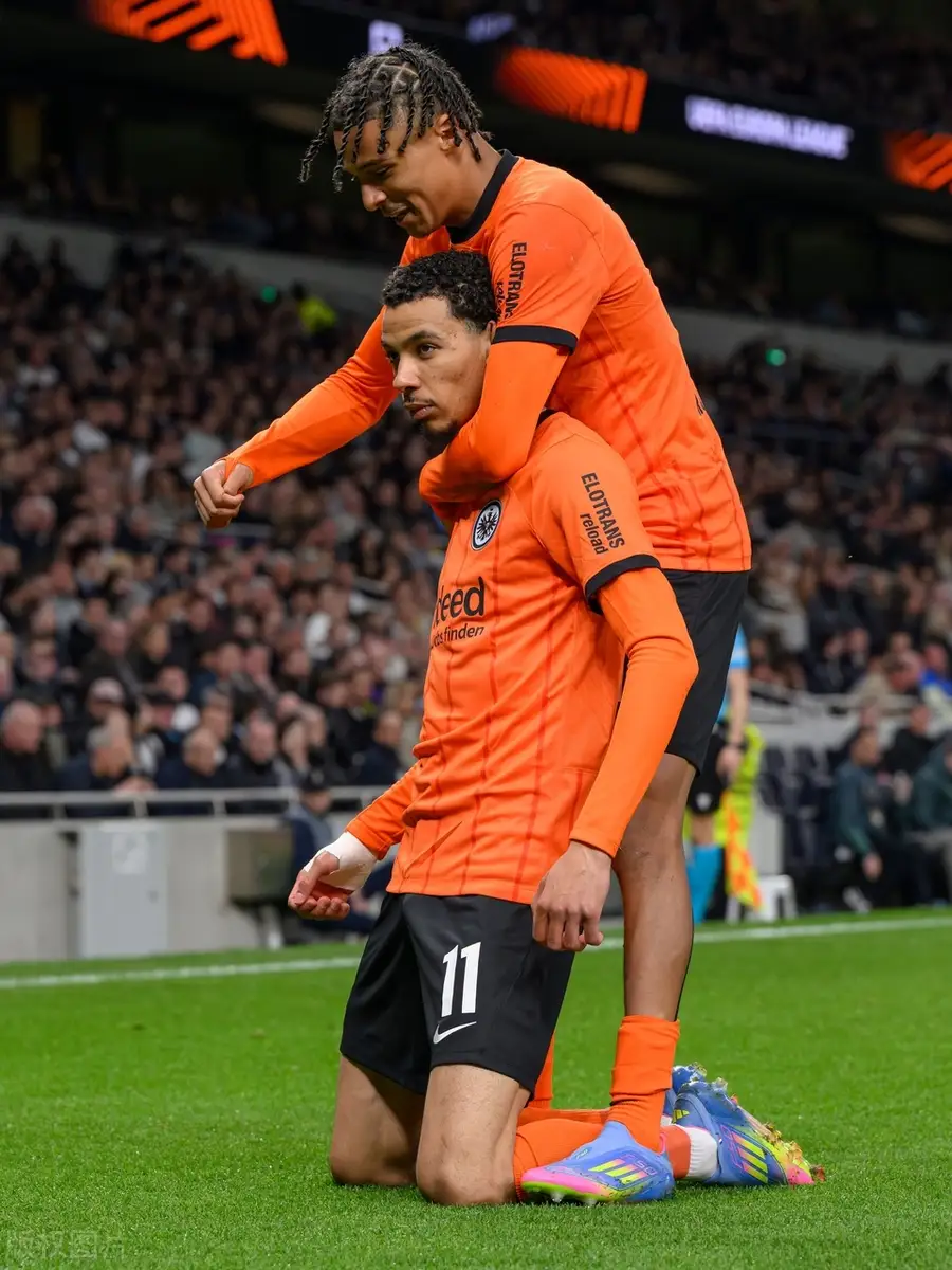 里昂客场惨败,欧战资格悬念再起的简单介绍 里昂客场惨败,欧战资格悬念再起的简单介绍