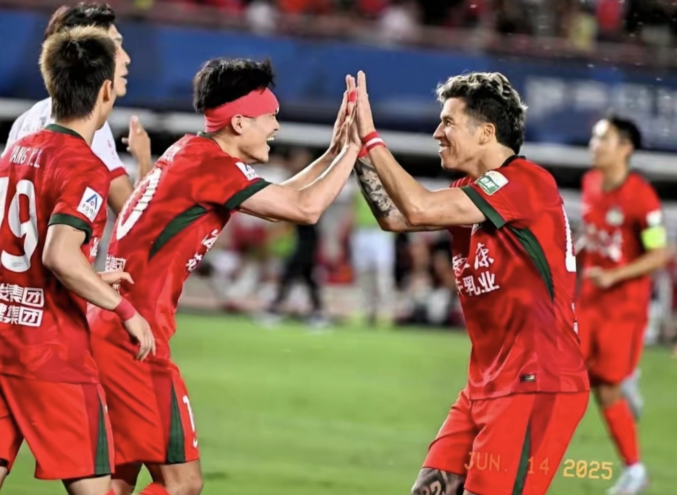 包含河北华夏联赛首胜！力克河南建业取得关键三分的词条