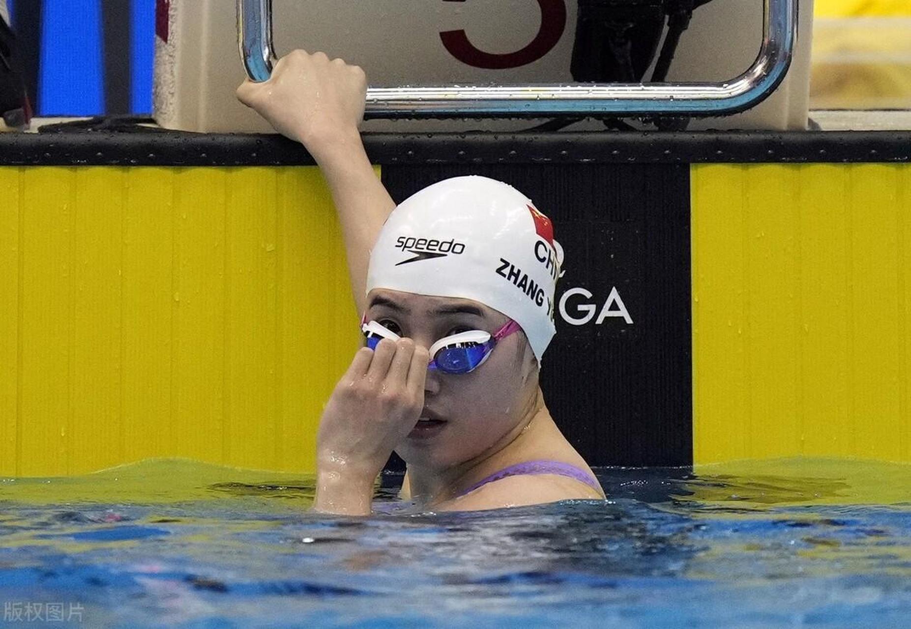 包含澳大利亚游泳选手在混合泳中夺冠的词条