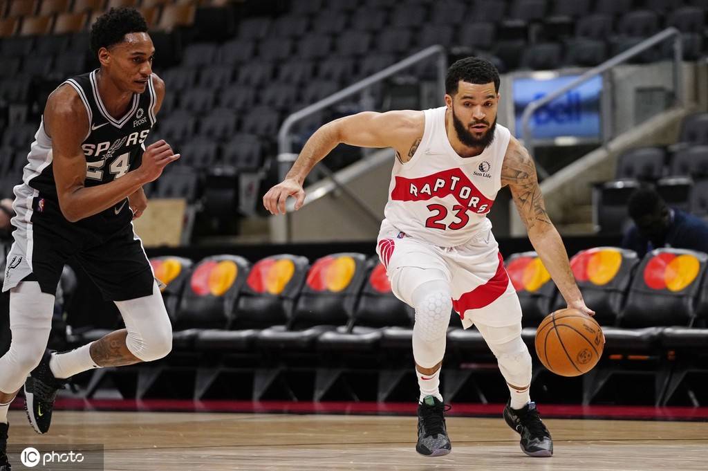 包含福建队翻盘上海队，西亚卡姆扛起全队的词条