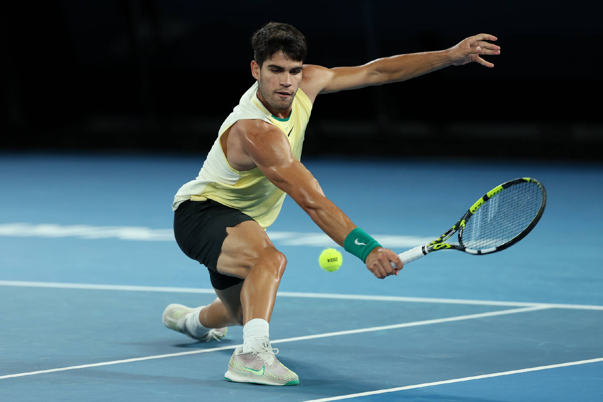 澳网完胜美网，阿尔卡拉斯扛起全队