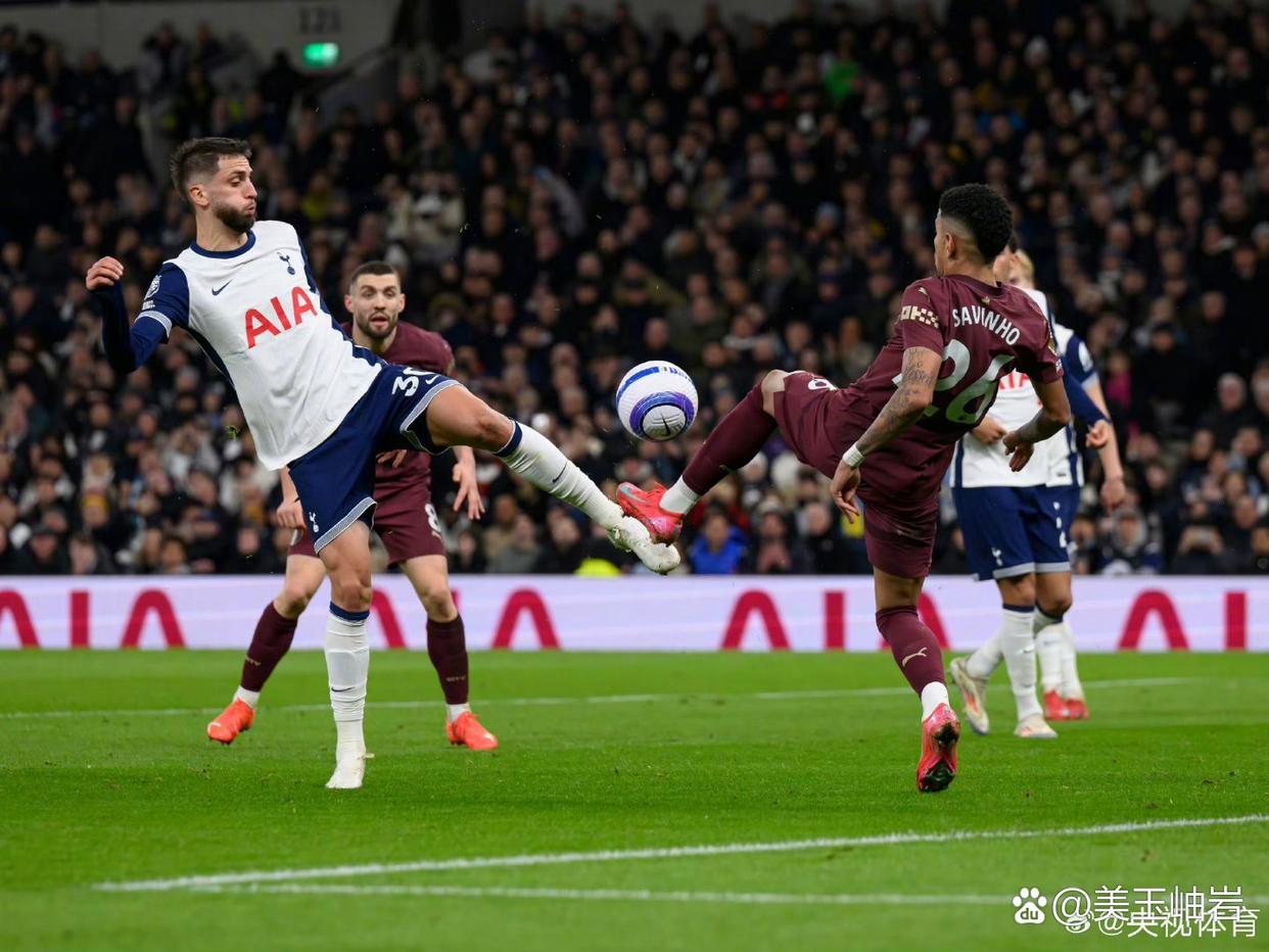 包含英格兰险胜马赛，穆勒统治全场的词条