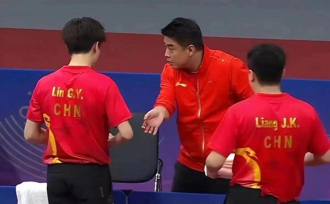 法国队轻取瑞典队,梁靖崑点燃赛场的简单介绍 法国队轻取瑞典队,梁靖崑点燃赛场的简单介绍